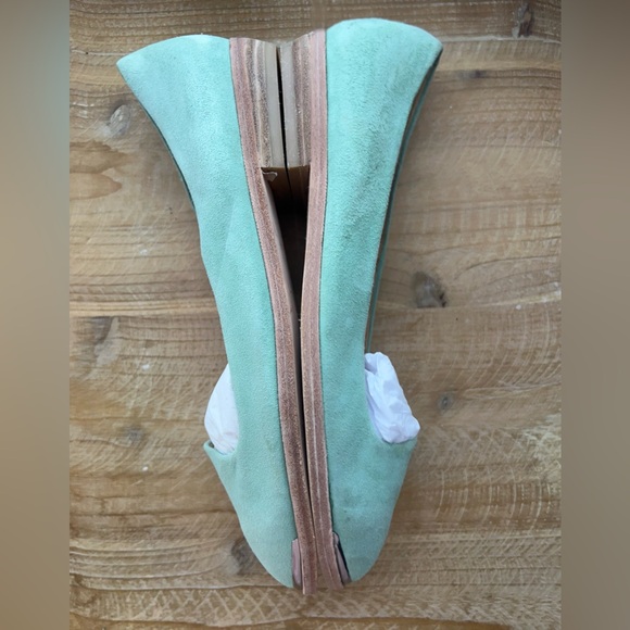 Etienne Aigner Cap Toe Suede Slip On Ballet Loafer in Green Suede Size 8.5 - Picture 6 of 10